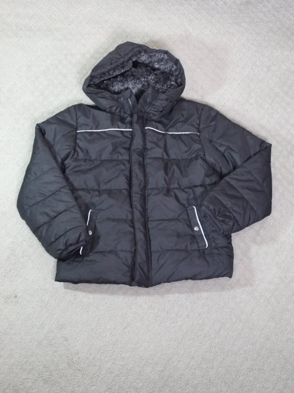 Swiss Tech Black Puffer Jacket/Coat w/ Hood & Faux Fur Lining, Youth Large 10/12